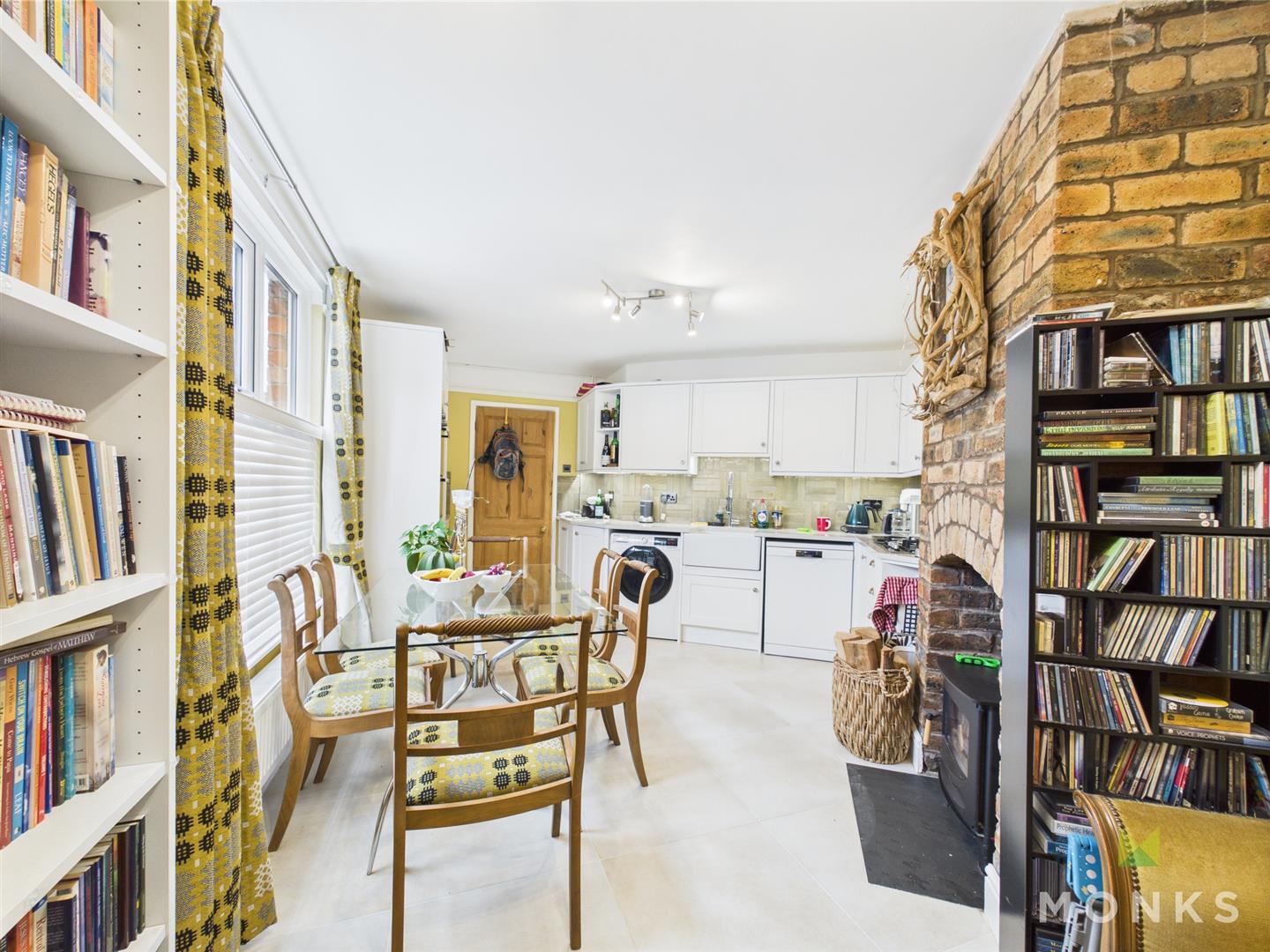 85a Park Avenue, Oswestry, SY11 1AX For Sale